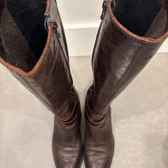 Women's leather boots - Picture 2 of 6